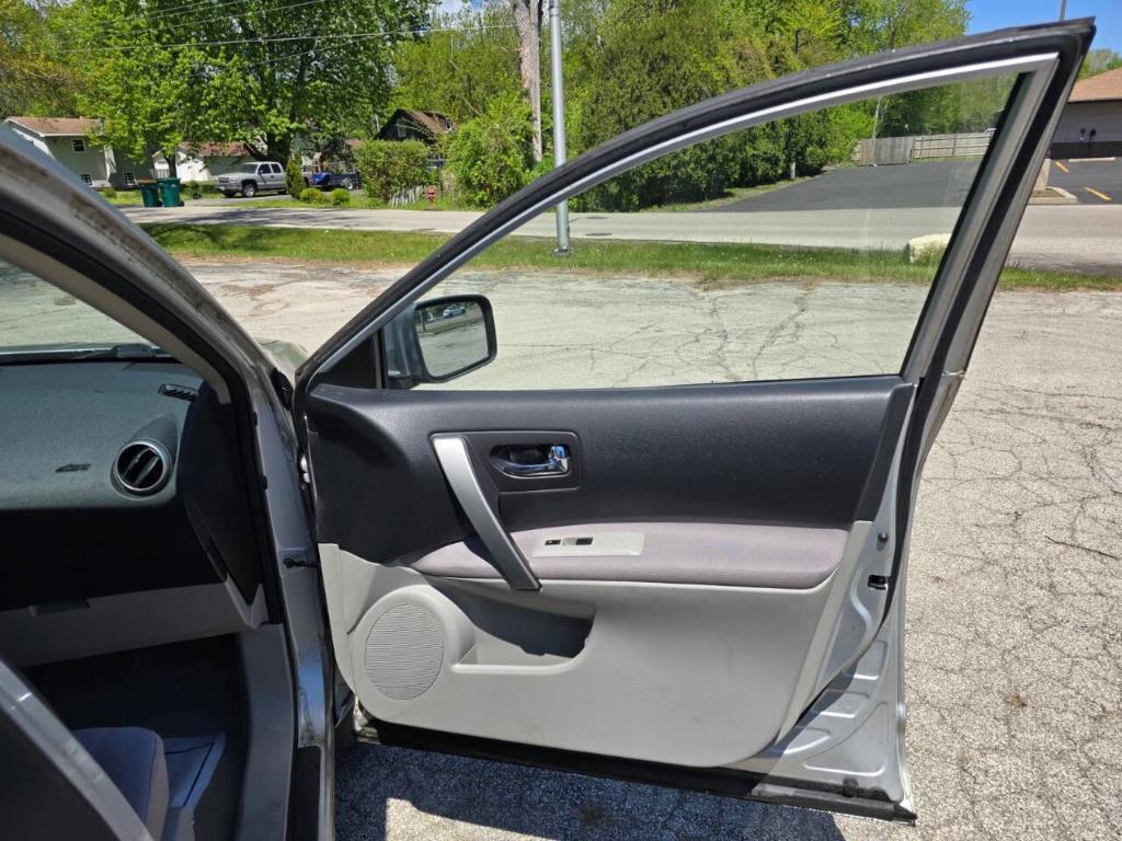 used 2008 Nissan Rogue car, priced at $2,999