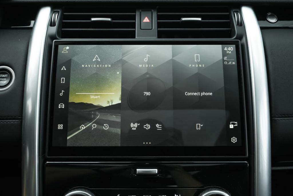 used 2024 Land Rover Discovery car, priced at $41,998