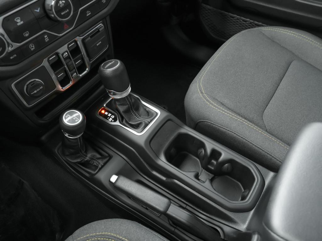 used 2024 Jeep Gladiator car, priced at $35,697