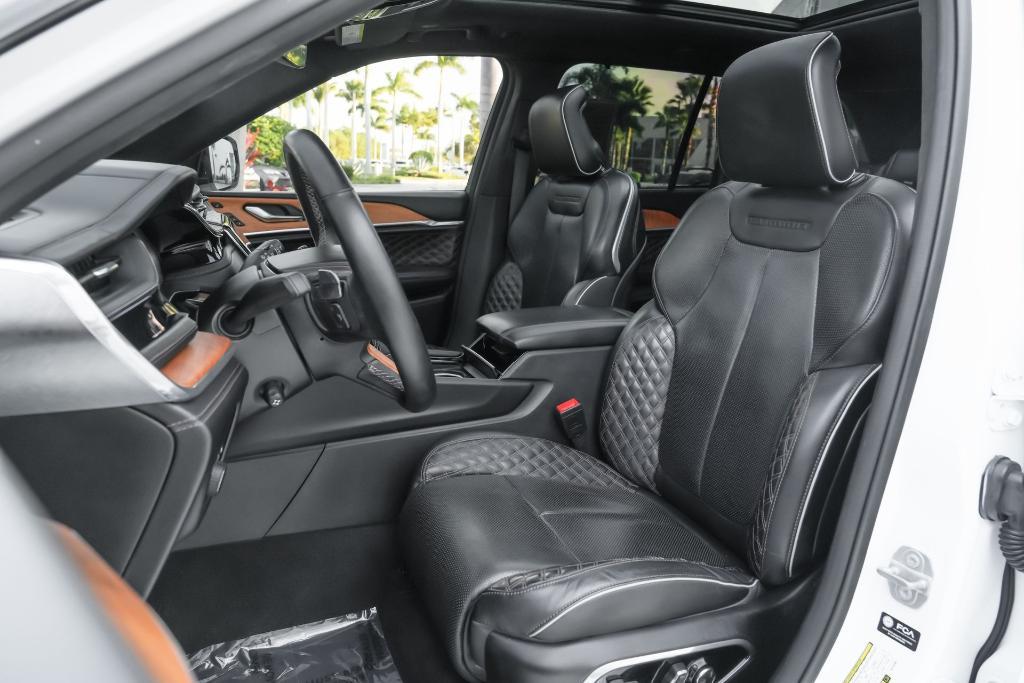 used 2022 Jeep Grand Cherokee 4xe car, priced at $31,250