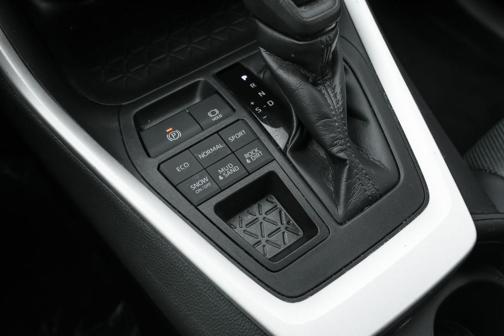 used 2020 Toyota RAV4 car, priced at $21,495