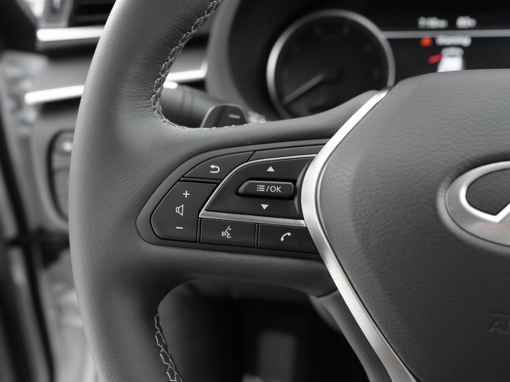 used 2025 INFINITI QX55 car, priced at $40,397