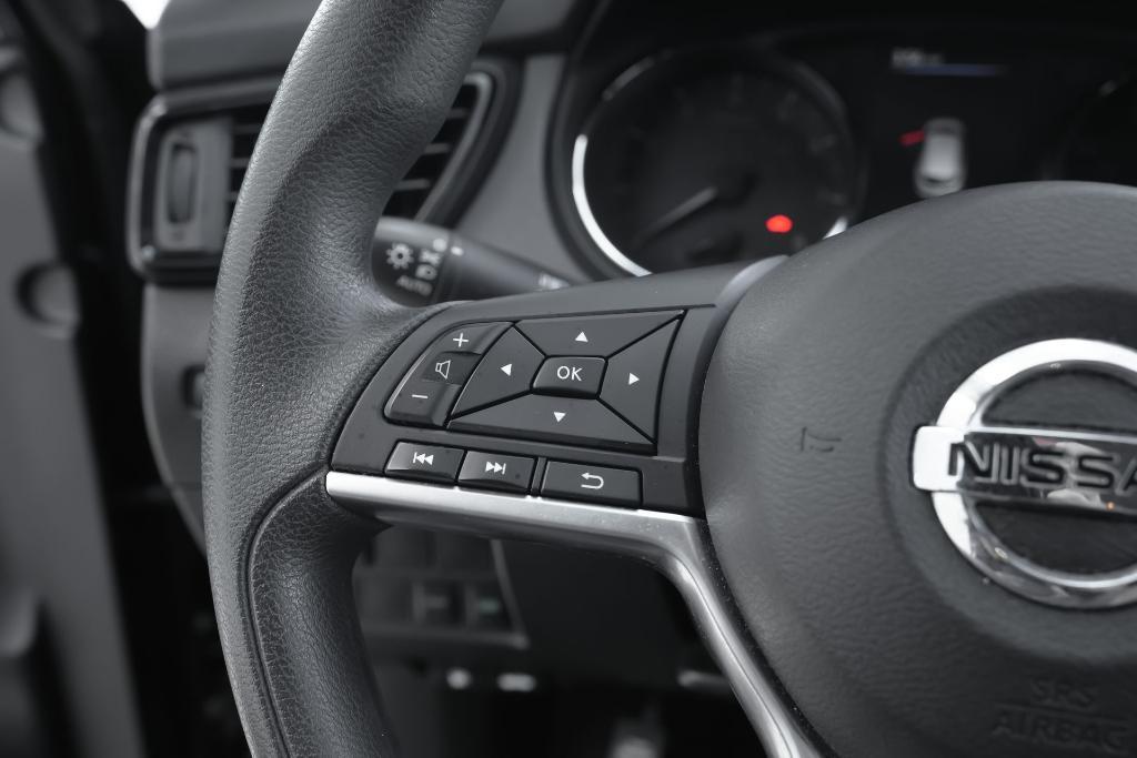 used 2020 Nissan Rogue Sport car, priced at $13,800