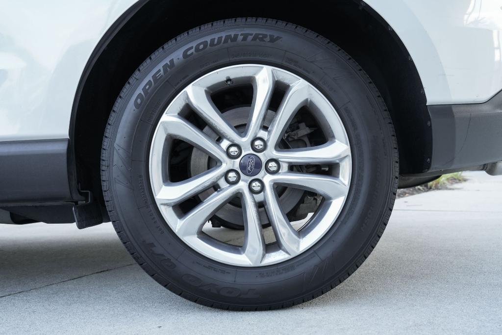 used 2018 Ford Edge car, priced at $14,399