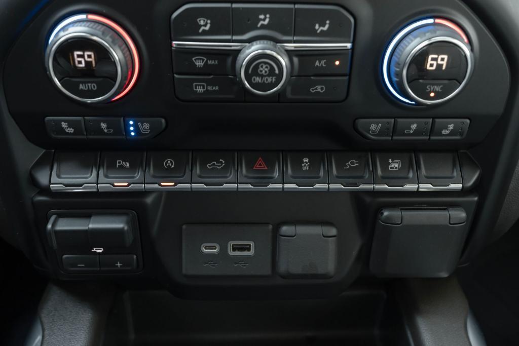 used 2021 Chevrolet Silverado 1500 car, priced at $35,478