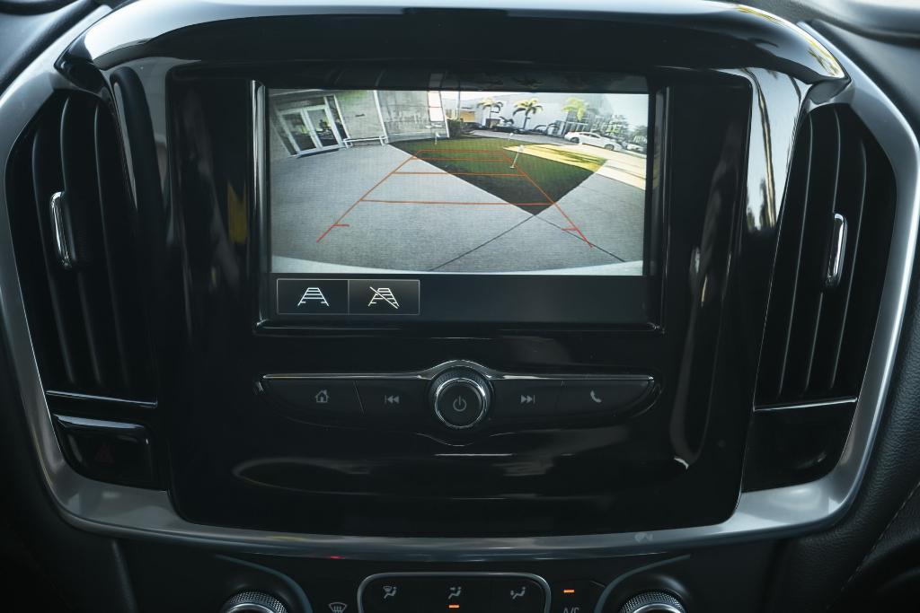 used 2019 Chevrolet Traverse car, priced at $13,500