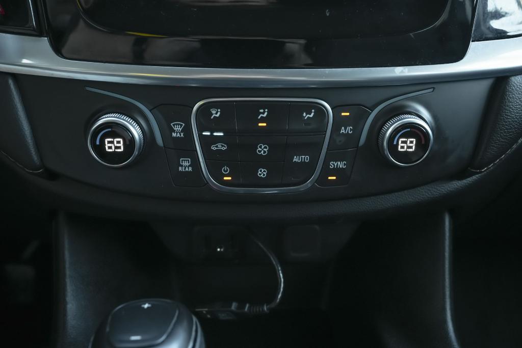 used 2019 Chevrolet Traverse car, priced at $13,500