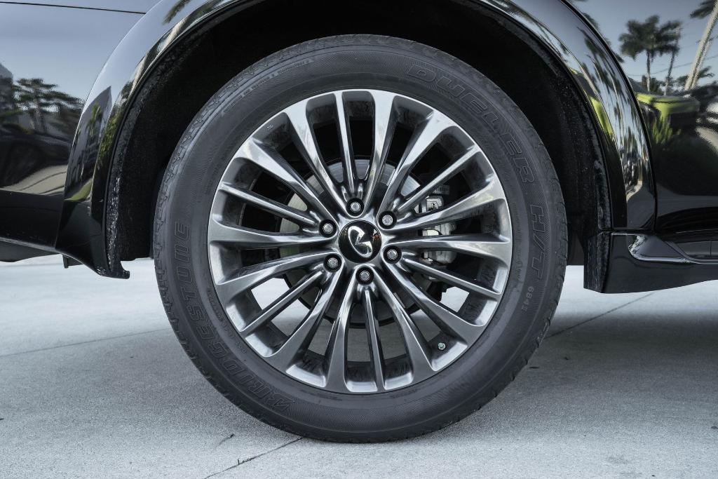 used 2024 INFINITI QX80 car, priced at $59,749