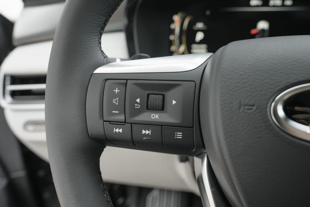 new 2026 INFINITI QX60 car, priced at $48,717