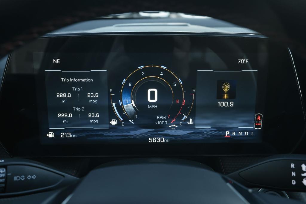 used 2025 Chevrolet Equinox car, priced at $28,495