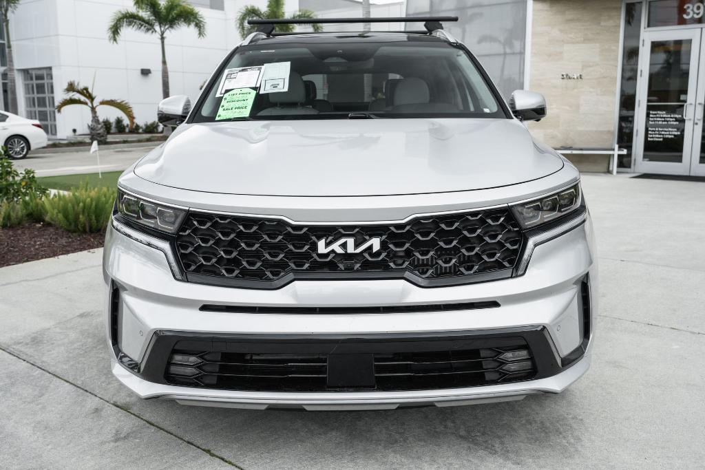 used 2023 Kia Sorento Plug-In Hybrid car, priced at $27,900