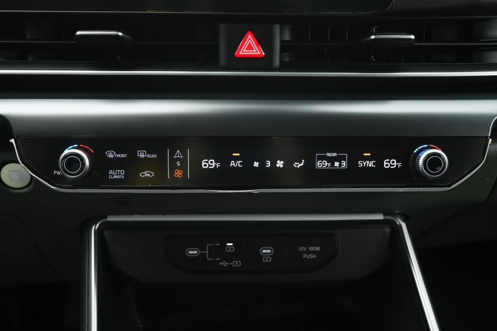 used 2025 Kia Carnival car, priced at $34,995