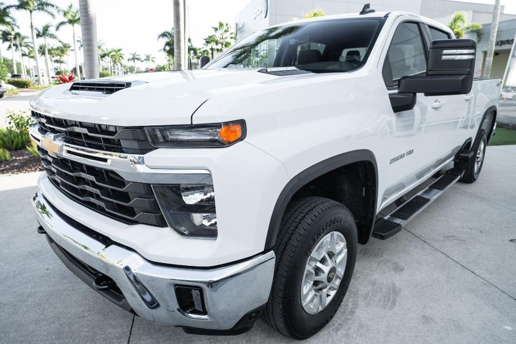 used 2025 Chevrolet Silverado 2500 car, priced at $59,698