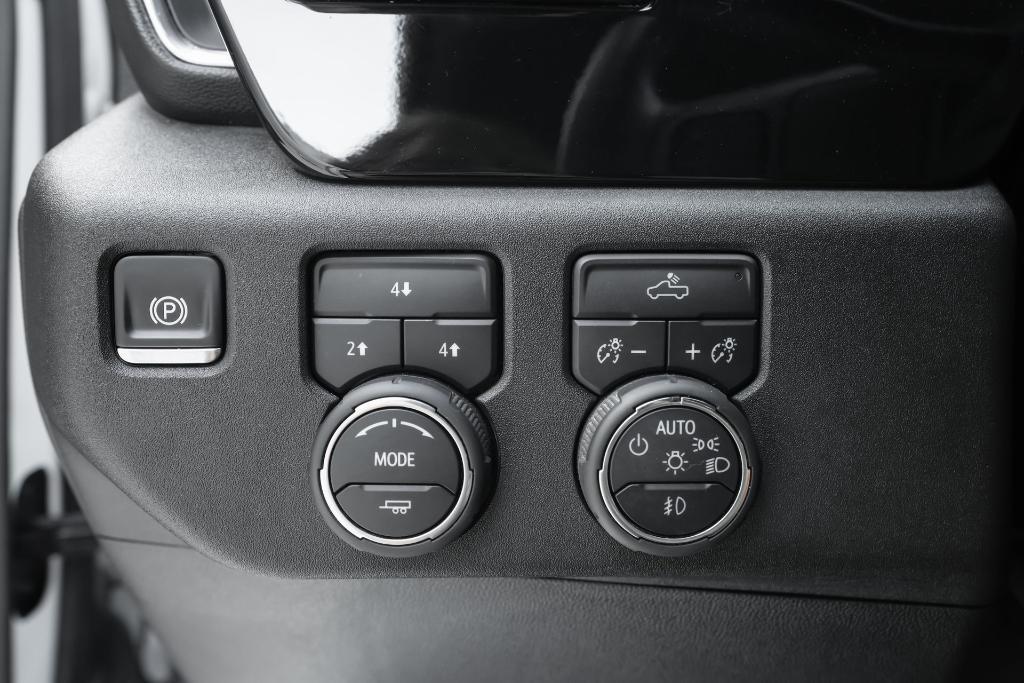 used 2025 Chevrolet Silverado 2500 car, priced at $59,698