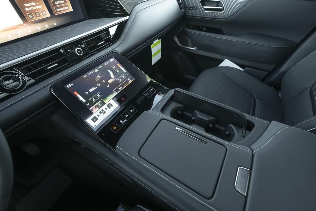 new 2026 INFINITI QX80 car, priced at $103,820