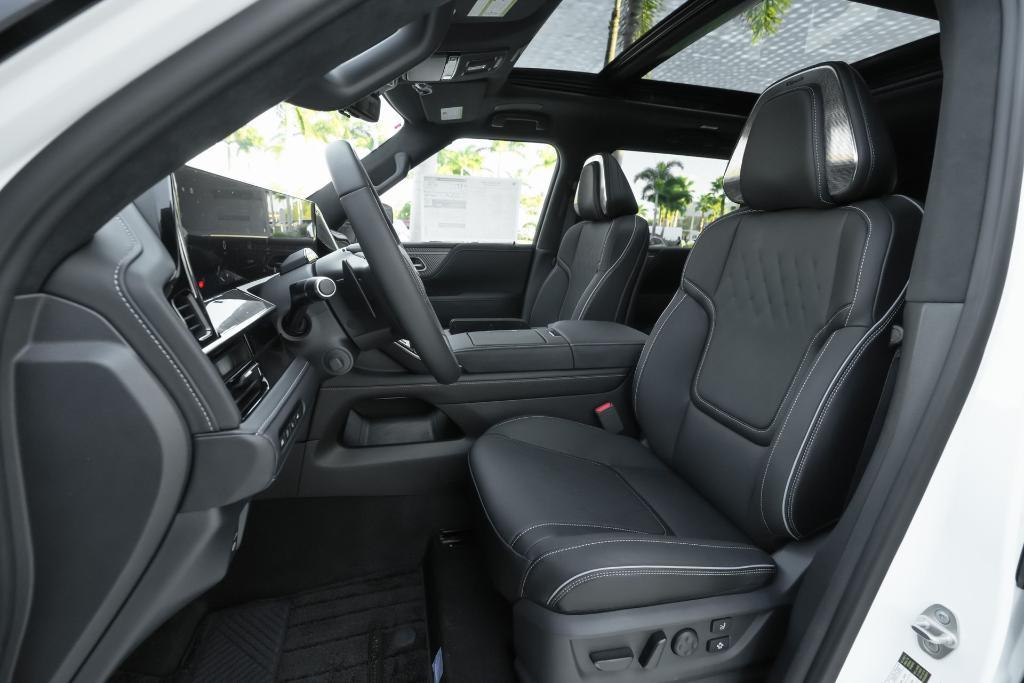 new 2026 INFINITI QX80 car, priced at $103,820