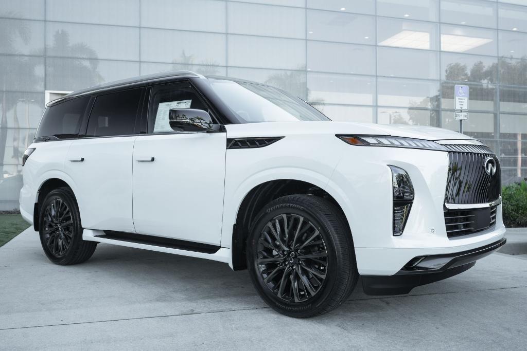 new 2026 INFINITI QX80 car, priced at $103,820