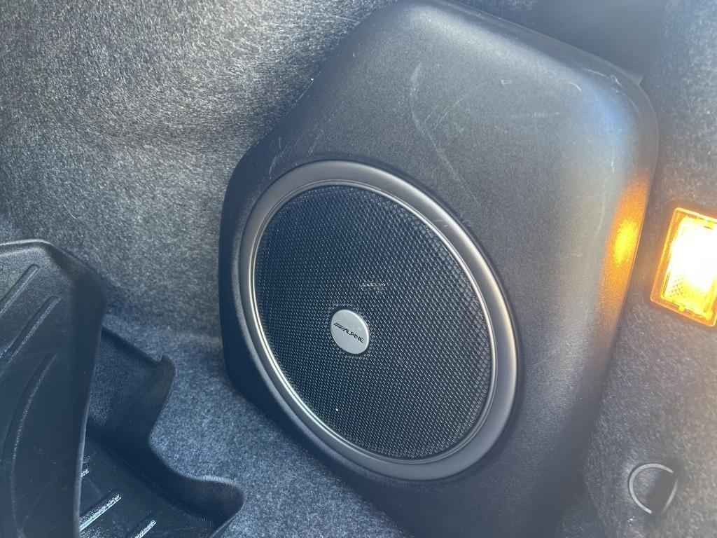 used 2022 Chrysler 300 car, priced at $25,600