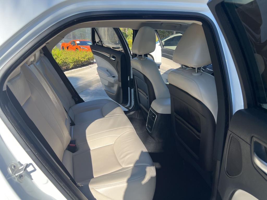 used 2022 Chrysler 300 car, priced at $25,600