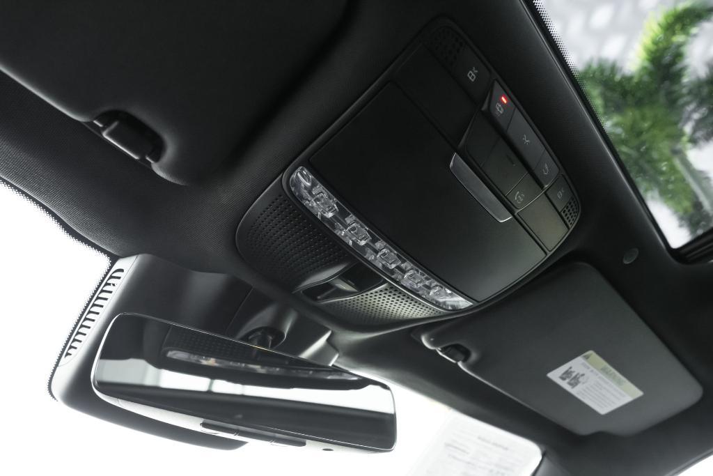 used 2023 Mercedes-Benz GLC 300 car, priced at $38,800