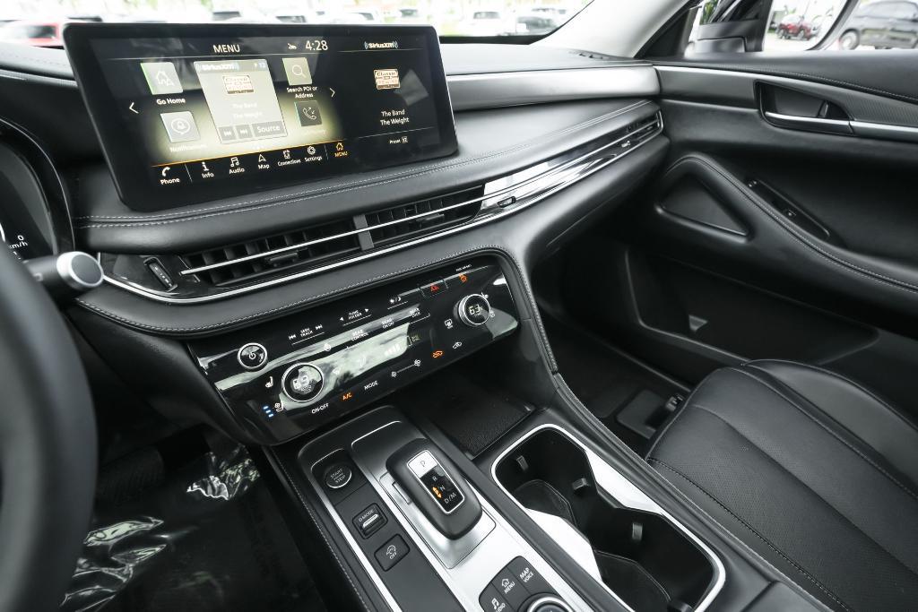 used 2024 INFINITI QX60 car, priced at $39,400