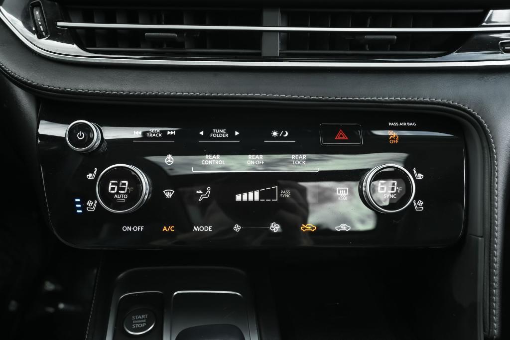 used 2024 INFINITI QX60 car, priced at $39,400