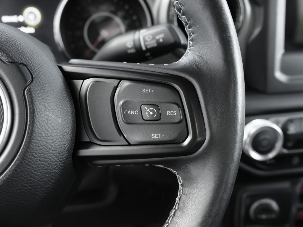 used 2021 Jeep Gladiator car, priced at $29,597