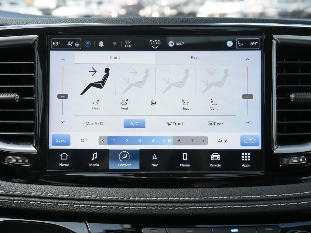 used 2022 Chrysler Pacifica Hybrid car, priced at $22,897