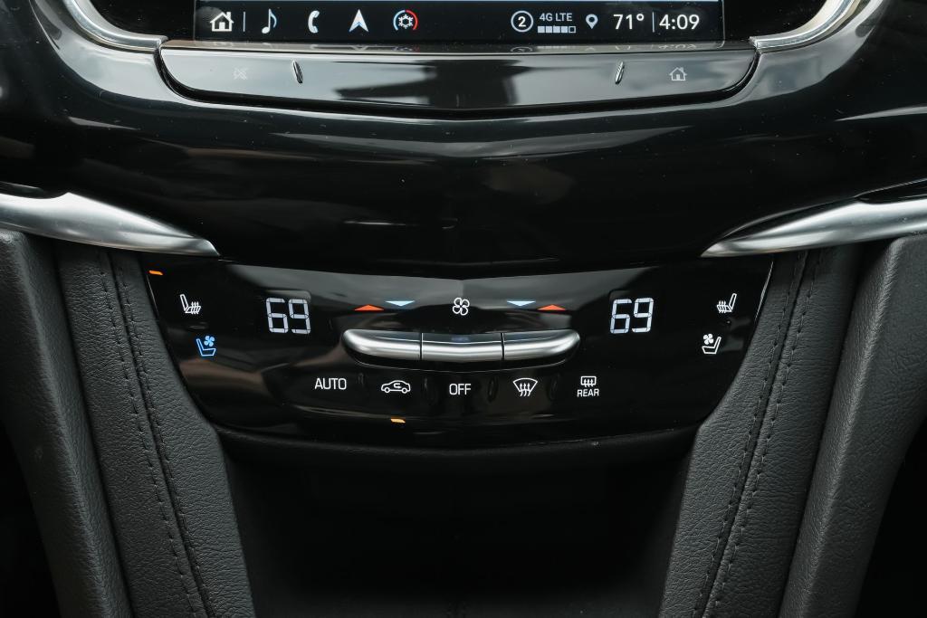 used 2024 Cadillac XT6 car, priced at $46,000