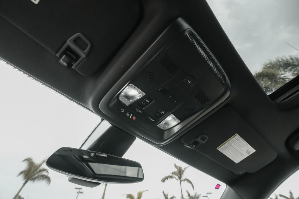 used 2024 Cadillac XT6 car, priced at $46,000