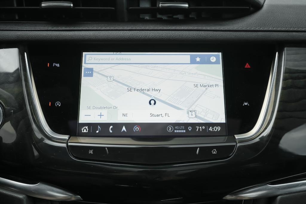 used 2024 Cadillac XT6 car, priced at $46,000