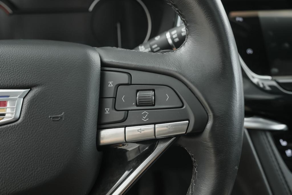 used 2024 Cadillac XT6 car, priced at $46,000