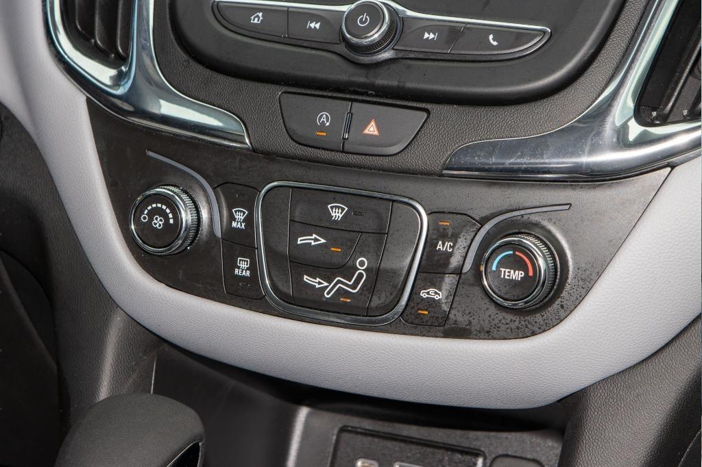 used 2023 Chevrolet Equinox car, priced at $19,588