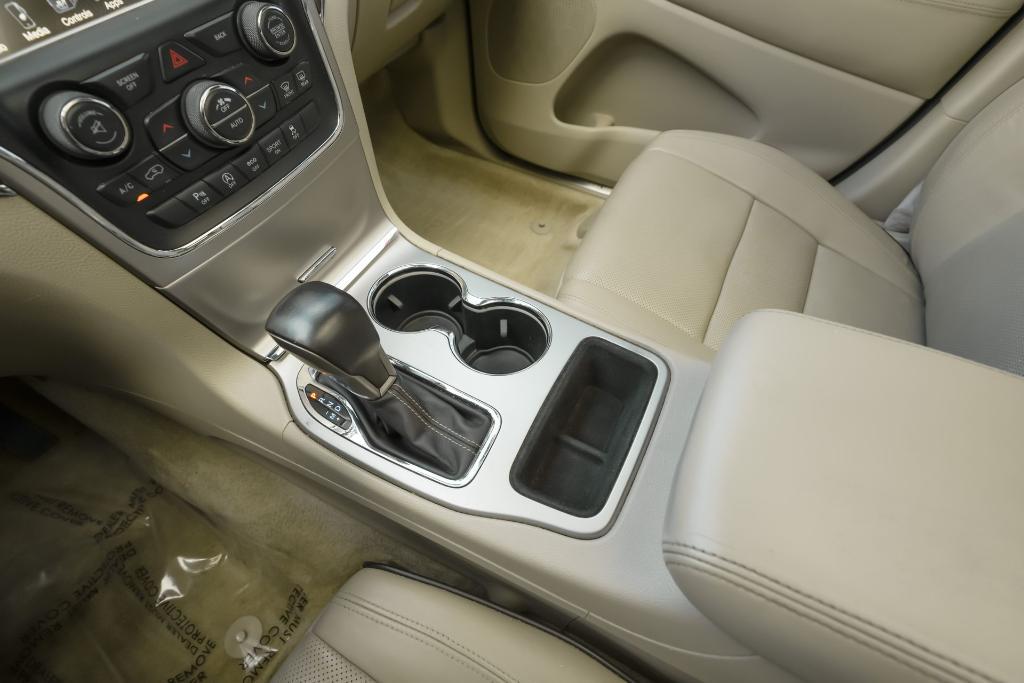 used 2017 Jeep Grand Cherokee car, priced at $13,750