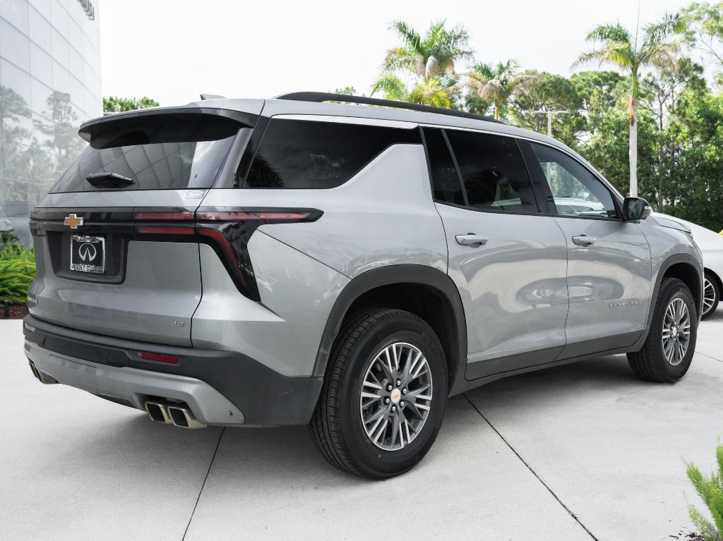 used 2024 Chevrolet Traverse car, priced at $34,197