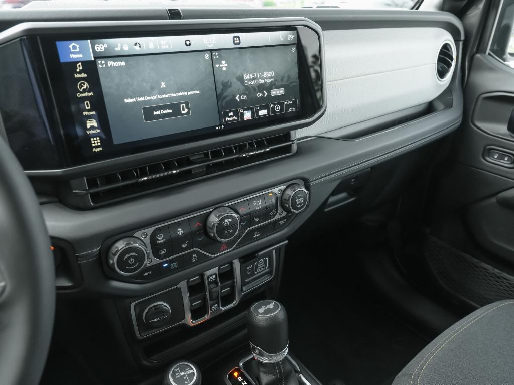 used 2025 Jeep Wrangler 4xe car, priced at $35,797