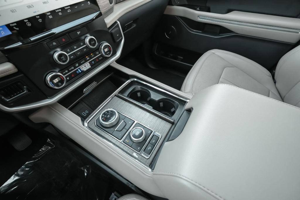 used 2024 Ford Expedition Max car, priced at $47,100