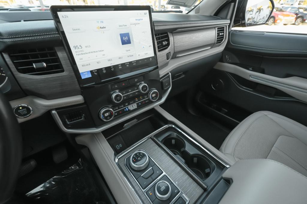 used 2024 Ford Expedition Max car, priced at $47,100