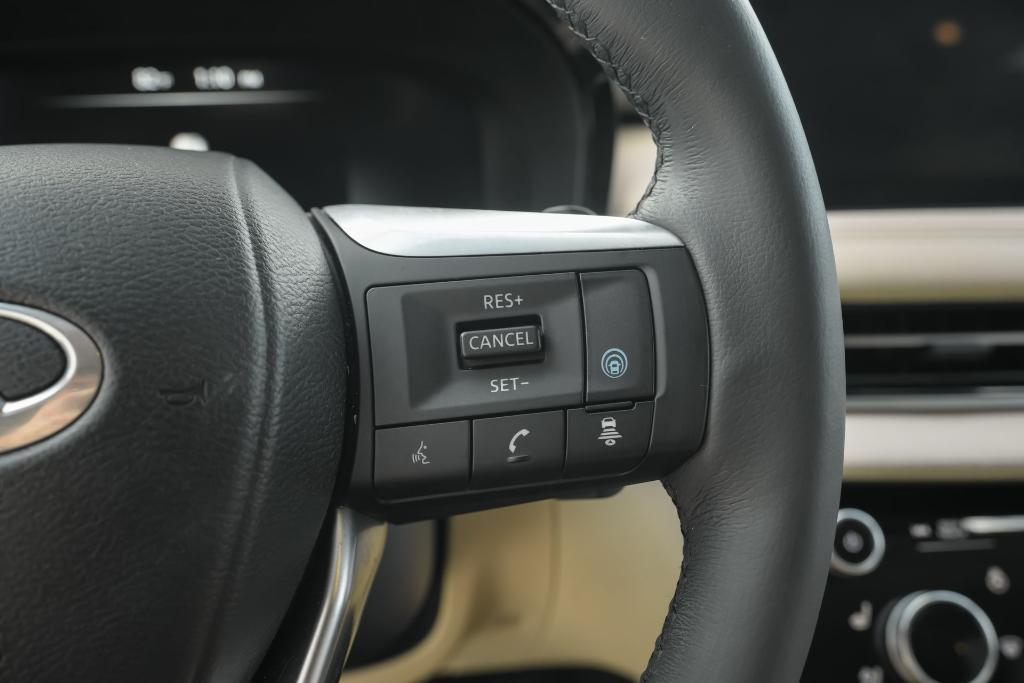 used 2023 INFINITI QX60 car, priced at $37,000