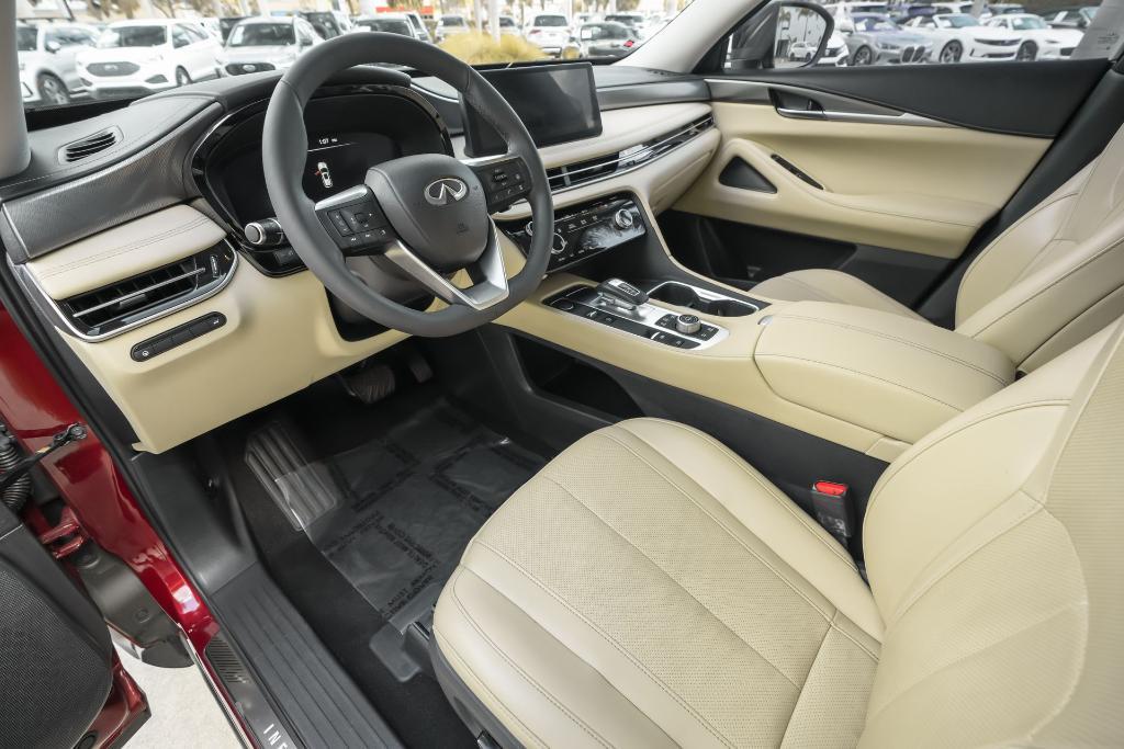 used 2023 INFINITI QX60 car, priced at $37,000