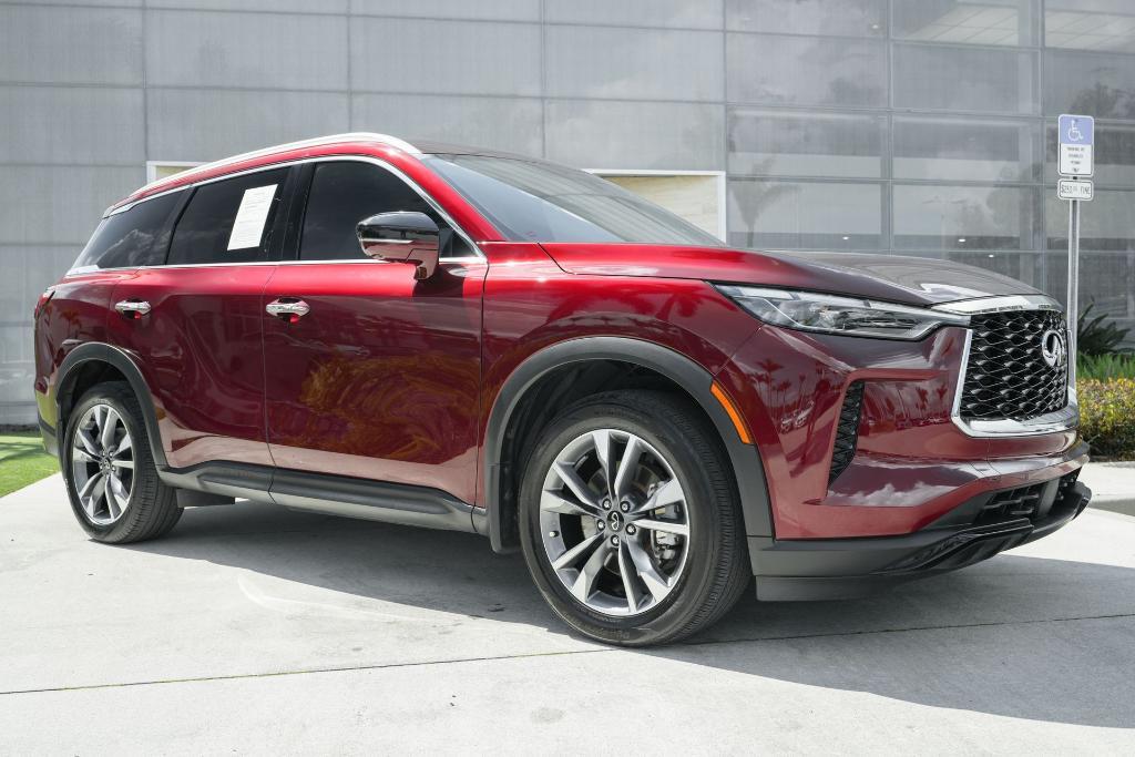 used 2023 INFINITI QX60 car, priced at $37,000