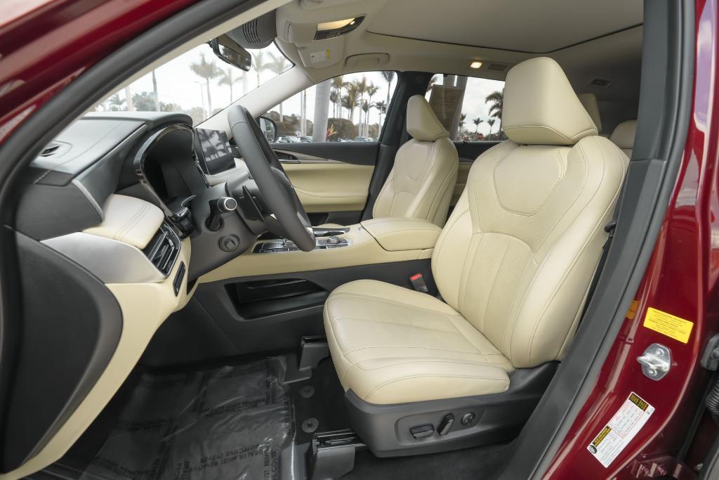 used 2023 INFINITI QX60 car, priced at $37,000