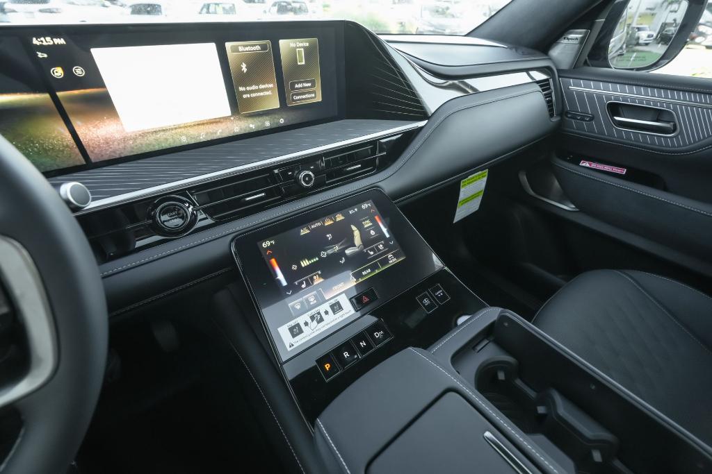 new 2026 INFINITI QX80 car, priced at $101,624