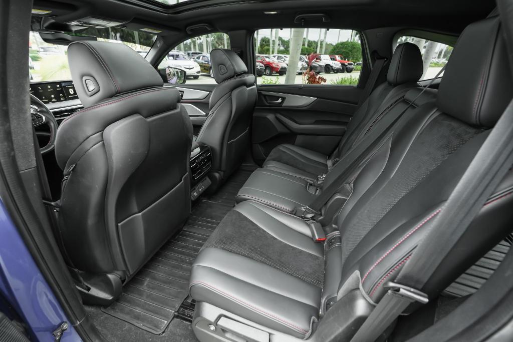 used 2023 Acura MDX car, priced at $41,995