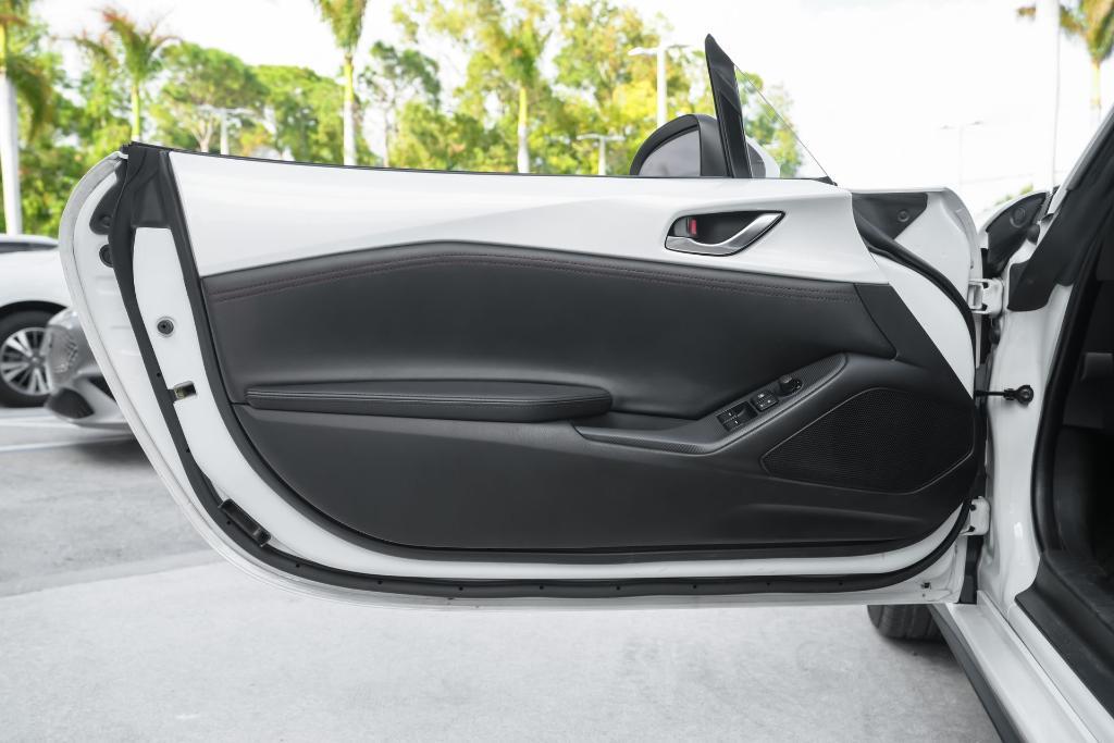 used 2018 Mazda MX-5 Miata RF car, priced at $22,200