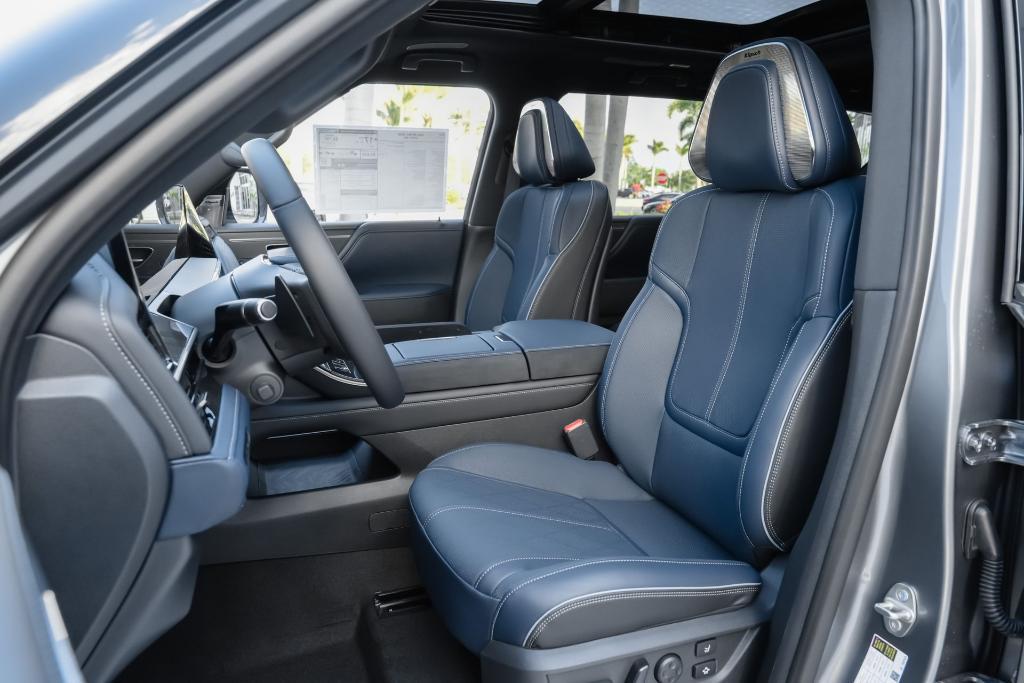new 2026 INFINITI QX80 car, priced at $91,227