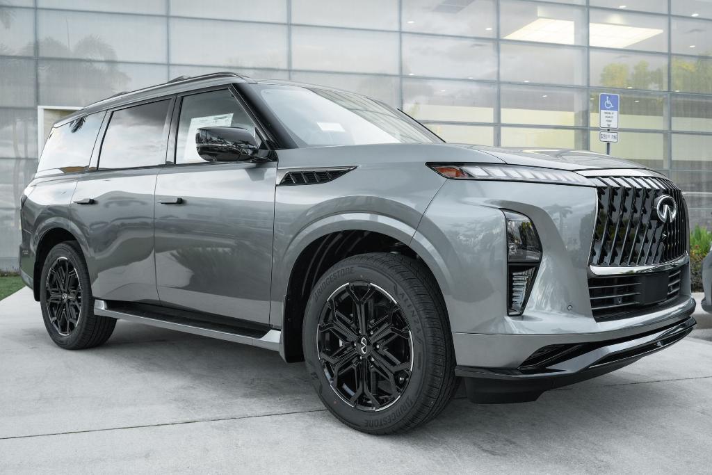 new 2026 INFINITI QX80 car, priced at $91,654