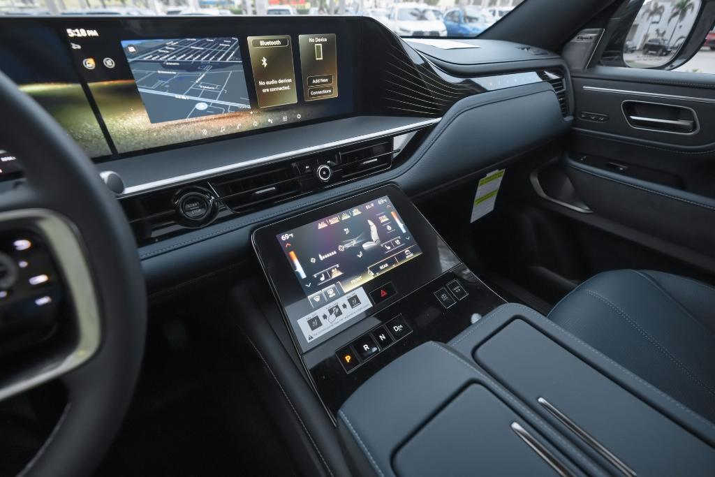 new 2026 INFINITI QX80 car, priced at $91,654