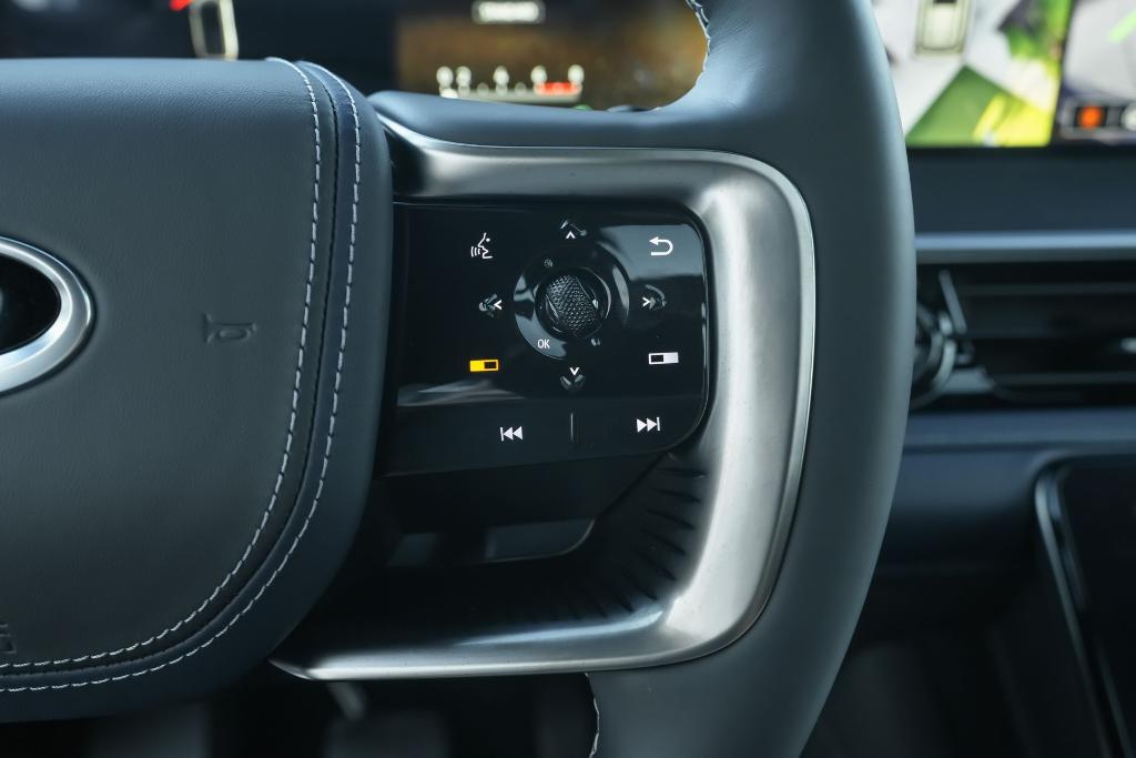 new 2026 INFINITI QX80 car, priced at $92,852