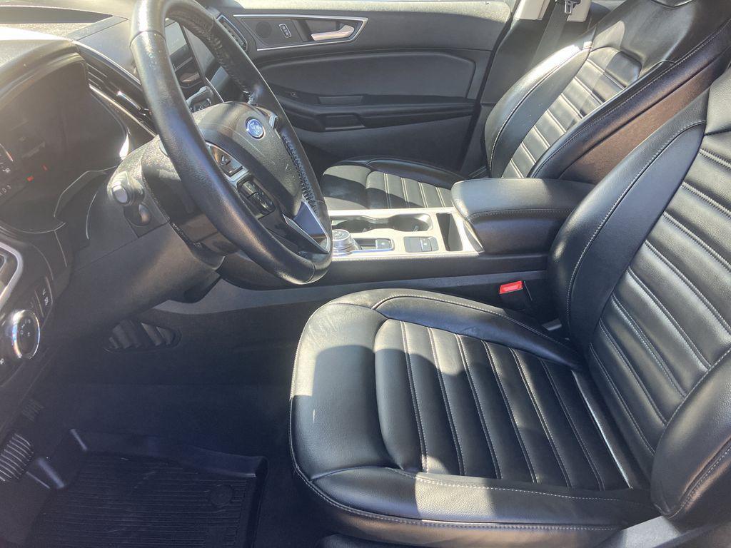 used 2024 Ford Edge car, priced at $27,400